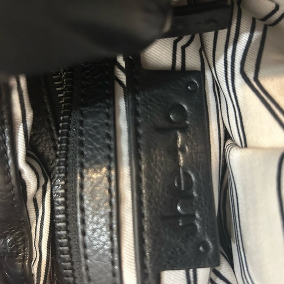 SHE + LO Bucket Bag - Picture 6 of 6